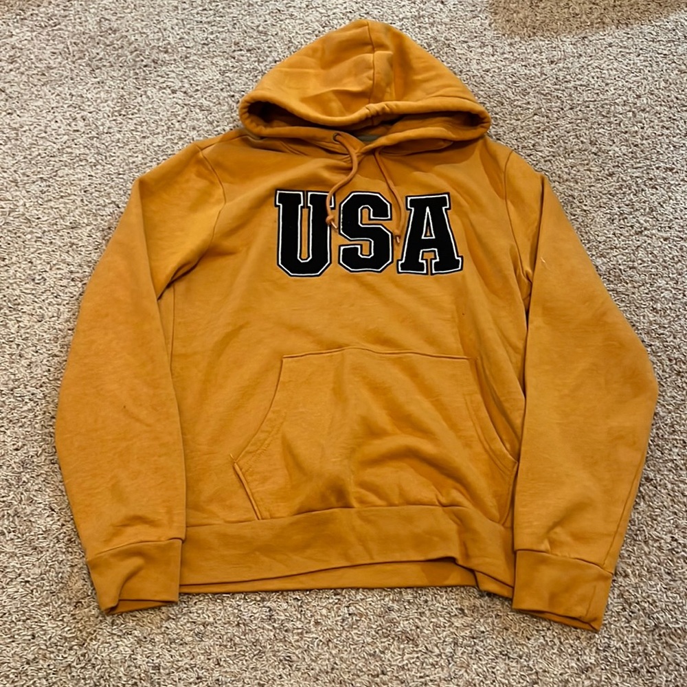 Dark yellow/ orange, M